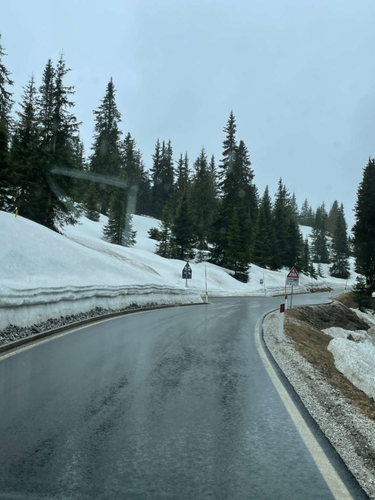 Schnee am Jaufenpass